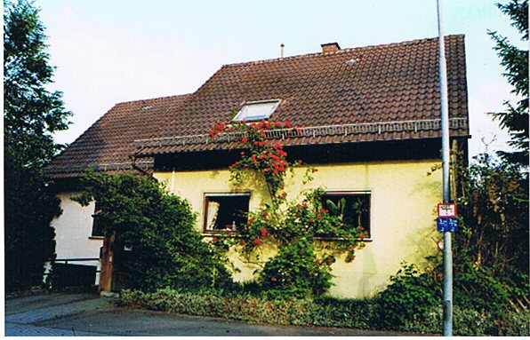 dorfstr.8.jpg